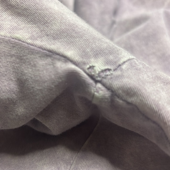 Umgee Light Purple Acid Wash Lace Trim Short Sleeve Top Size L - Picture 7 of 7